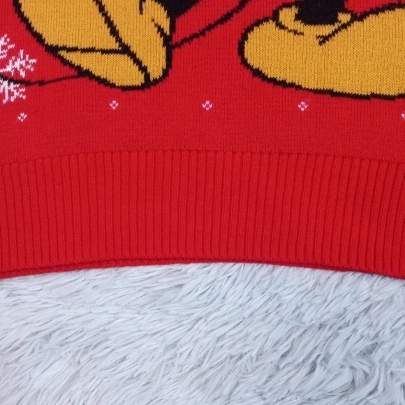 Mickey Mouse Disney Womens Sweater Red L Christmas Holiday Snow Cotton Blend - Picture 5 of 10